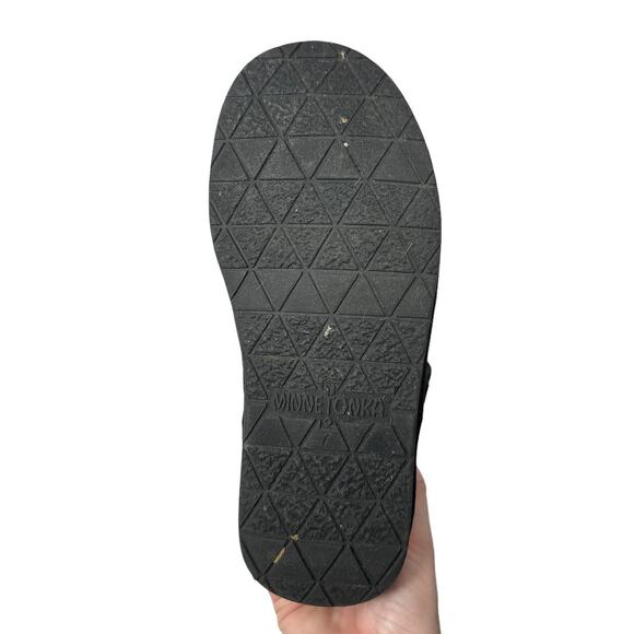 Minnetonka Black Suede‎ and Fabric Shearling Boots 7 - Picture 7 of 7